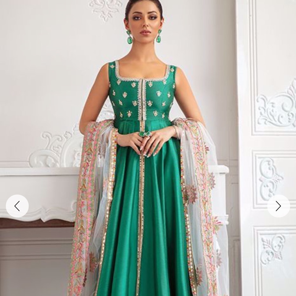 Elegant Green Embroidered Maxi Dress